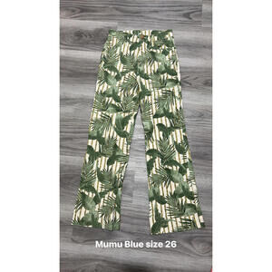 Mumu‎ Blue Women's Casual Pants Size 26 with Leaf Print